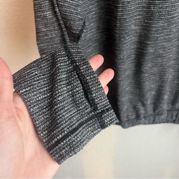 Lululemon Pique Marled Gray Pullover - Picture 4 of 7